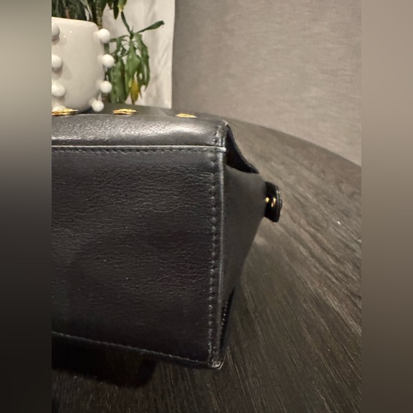 1990s Gianni Versace Couture Medallion Black leather Chain Bag - Picture 6 of 12